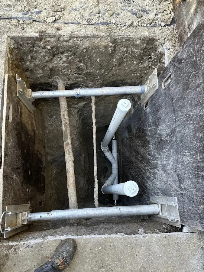 Experienced plumber completing Gas Line Repair work in Ladonia